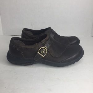 Merrill WM/Sz 6 Dassie Buckle Slip On Brown Leather Clogs